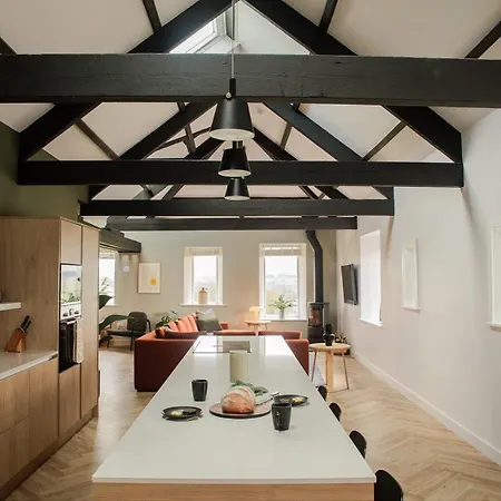 Casa de Férias The Old Dairy Barn - Stunning Rural Retreat *