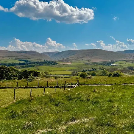 The Old Dairy Barn - Stunning Rural Retreat Дом отдыха