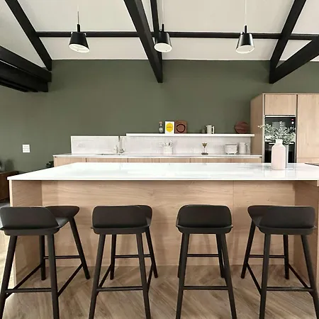 The Old Dairy Barn - Stunning Rural Retreat